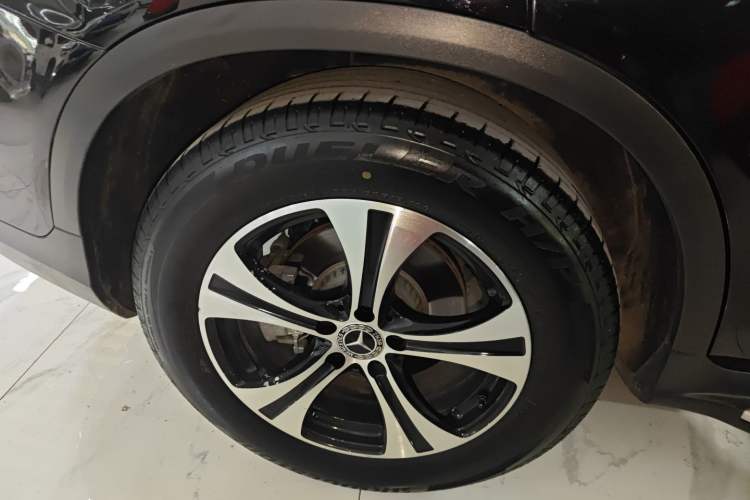 Used Mercedes-Benz GLC 2020 GLC 260 L 4MATIC Dynamic Model Exterior 3
