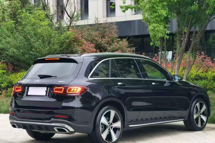 Used Mercedes-Benz GLC 2020 Facelifted GLC 300 L 4MATIC Luxury Edition Exterior 4