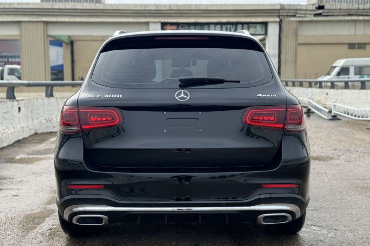 Used Mercedes-Benz GLC 2020 Facelift GLC 300 L 4MATIC Dynamic Edition Exterior 4