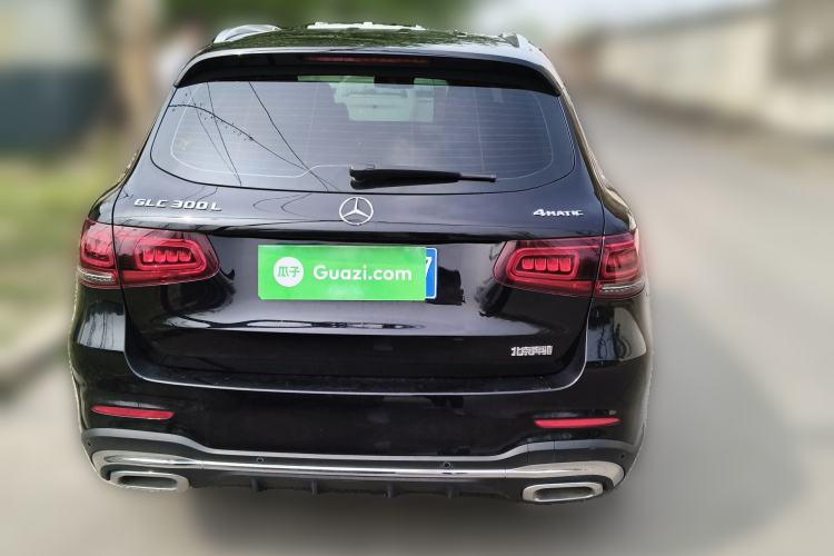 Used Mercedes-Benz GLC 2020 Facelift GLC 300 L 4MATIC Dynamic Edition Exterior 4