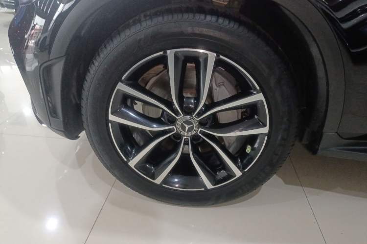 Used Mercedes-Benz GLC 2020 GLC 300 L 4MATIC Dynamic Edition Exterior 4