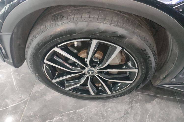 Used Mercedes-Benz GLC 2020 Facelift GLC 300 L 4MATIC Dynamic Edition Exterior 4