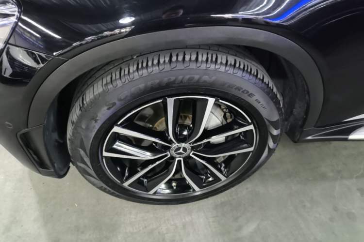 Used Mercedes-Benz GLC 2020 GLC 300 L 4MATIC Dynamic Edition Exterior 4