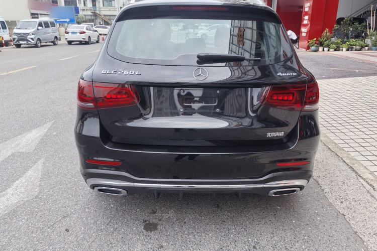Used Mercedes-Benz GLC 2020 Facelift GLC 260 L 4MATIC Luxury Edition Exterior 4