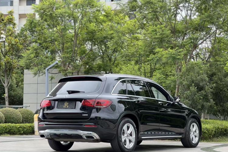 Used Mercedes-Benz GLC 2020 Facelifted GLC 260 L 4MATIC Dynamic Edition Exterior 4