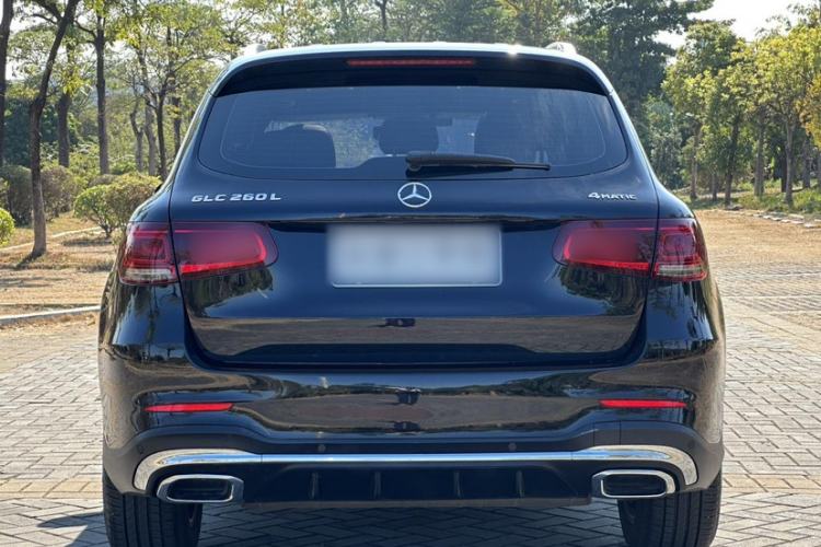 Used Mercedes-Benz GLC 2020 GLC 260 L 4MATIC Luxury Model Exterior 4