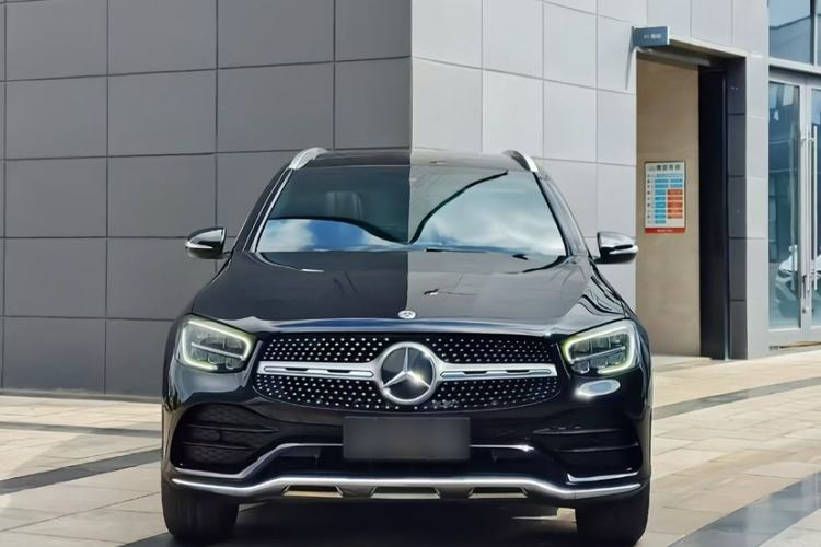 Used Mercedes-Benz GLC 2020 Facelift GLC 260 L 4MATIC Luxury Edition Exterior 4