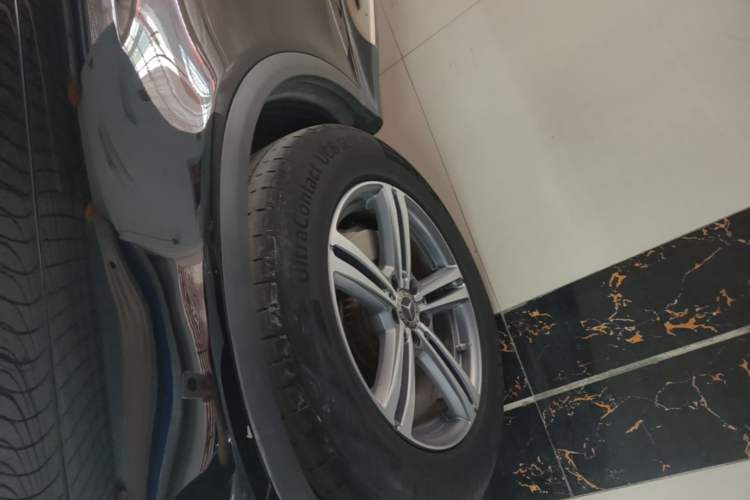 Used Mercedes-Benz GLC 2020 GLC 260 L 4MATIC Luxury Model Exterior 4