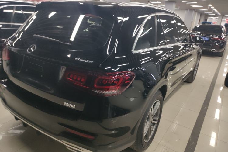 Used Mercedes-Benz GLC 2020 GLC 260 L 4MATIC Luxury Model Exterior 5