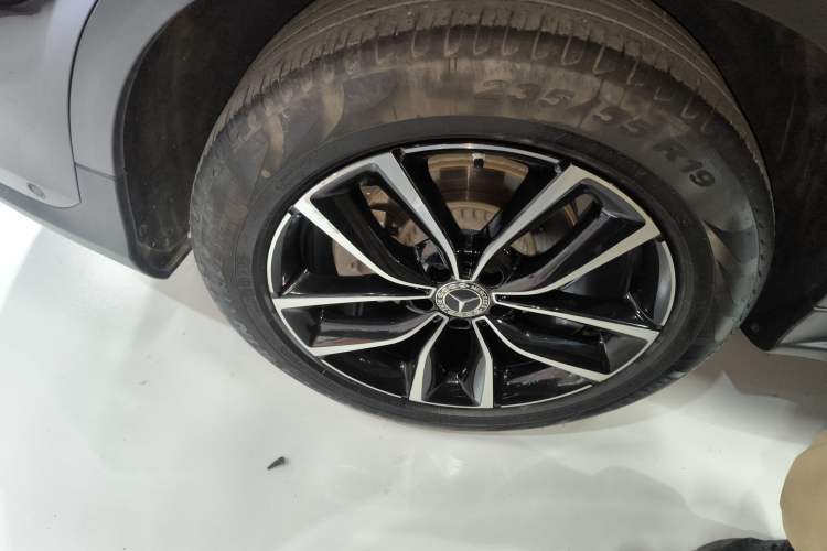 Used Mercedes-Benz GLC 2020 Facelifted GLC 260 L 4MATIC Dynamic Edition Exterior 5