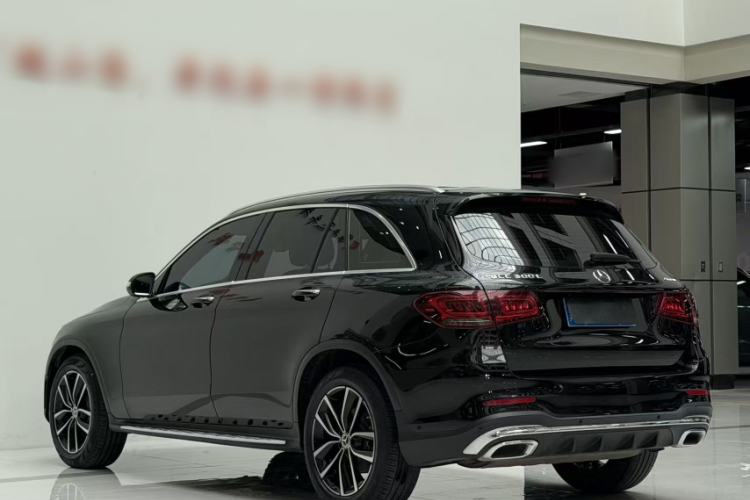Used Mercedes-Benz GLC 2020 GLC 300 L 4MATIC Dynamic Edition Exterior 5