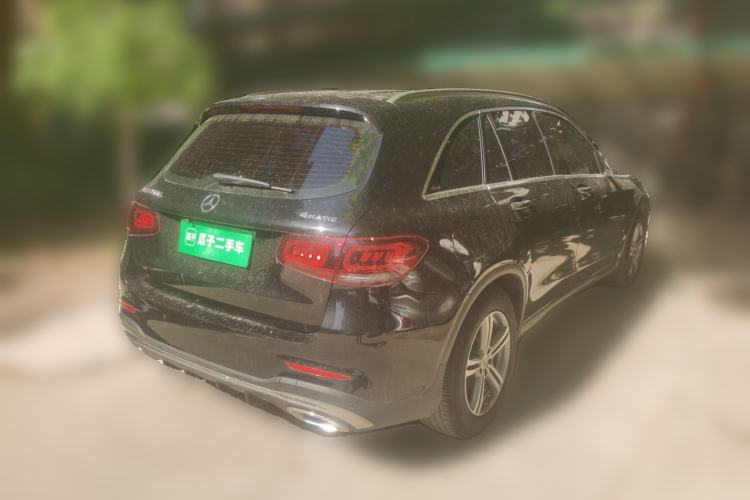 Used Mercedes-Benz GLC 2020 GLC 260 L 4MATIC Luxury Model Exterior 5