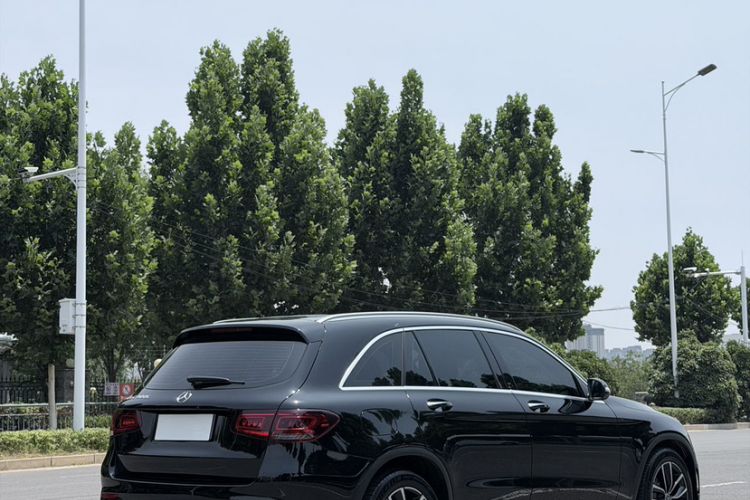 Used Mercedes-Benz GLC 2020 Facelift GLC 300 L 4MATIC Dynamic Edition Exterior 5