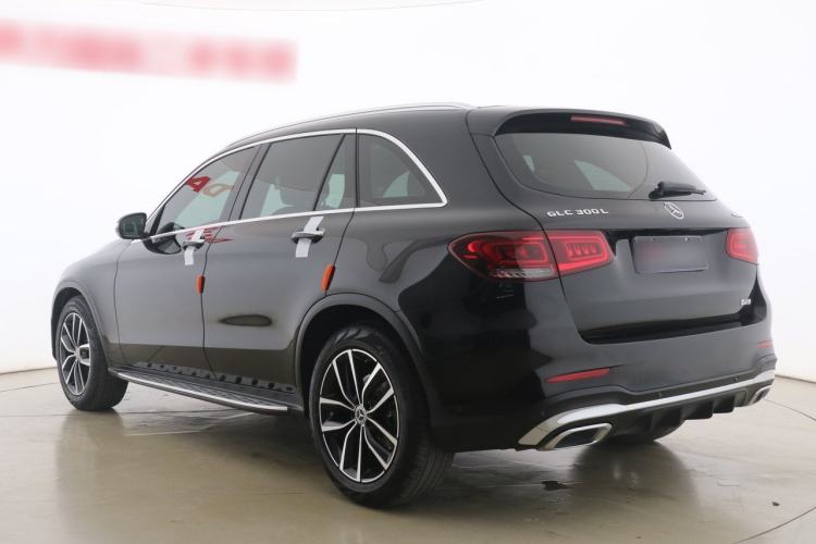 Used Mercedes-Benz GLC 2020 Facelift GLC 300 L 4MATIC Dynamic Edition Exterior 5
