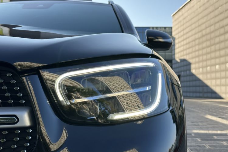 Used Mercedes-Benz GLC 2020 Facelift GLC 300 L 4MATIC Dynamic Edition Exterior 5