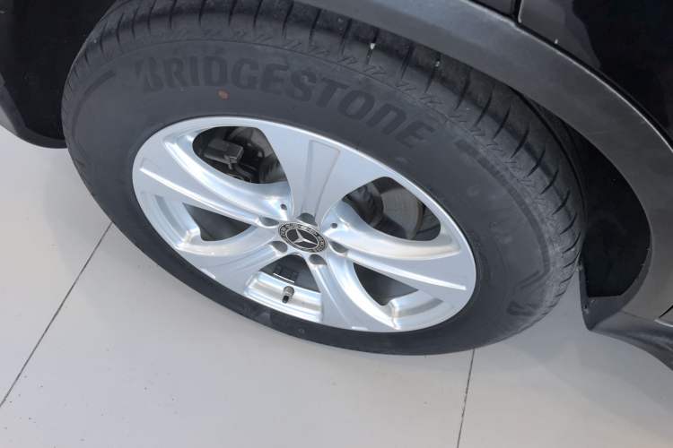 Used Mercedes-Benz GLC 2020 Facelifted GLC 260 L 4MATIC Dynamic Edition Exterior 5