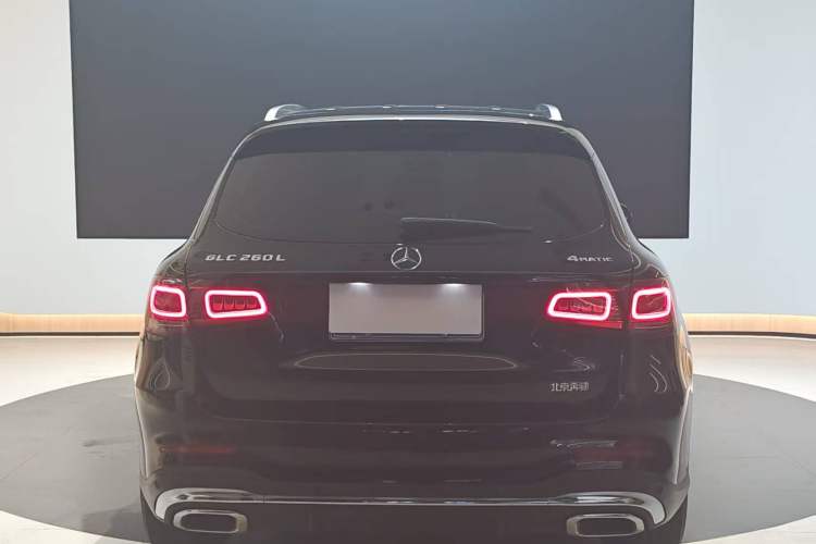 Used Mercedes-Benz GLC 2020 GLC 260 L 4MATIC Luxury Model Exterior 5
