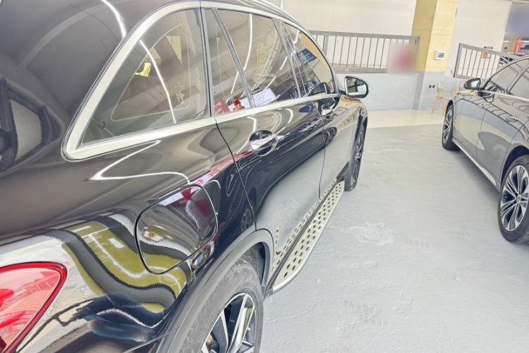Used Mercedes-Benz GLC 2020 Facelift GLC 300 L 4MATIC Dynamic Edition Exterior 5