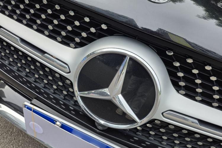 Used Mercedes-Benz GLC 2020 GLC 300 L 4MATIC Luxury Model Exterior 6