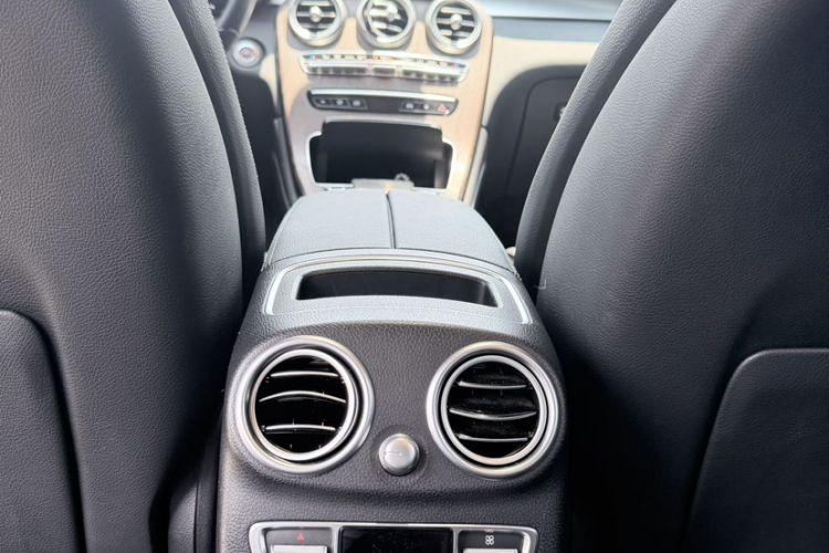 Used Mercedes-Benz GLC 2020 Facelift GLC 300 L 4MATIC Dynamic Edition Exterior 6