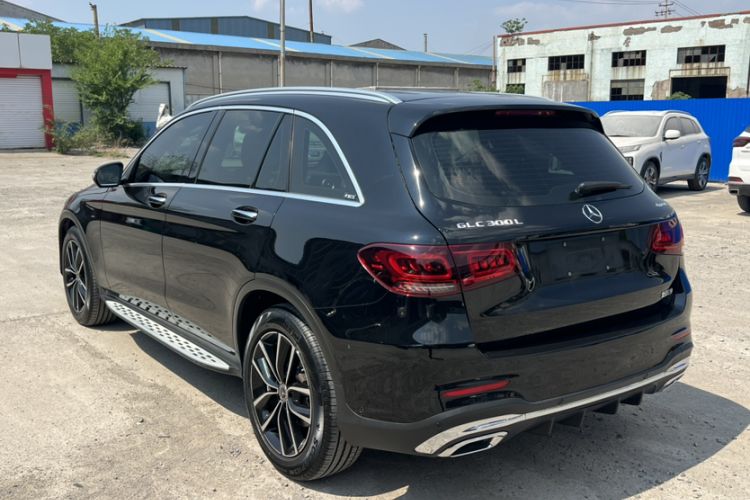 Used Mercedes-Benz GLC 2020 Facelift GLC 300 L 4MATIC Dynamic Edition Exterior 7