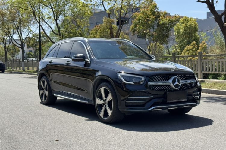 Used Mercedes-Benz GLC 2020 GLC 300 L 4MATIC Luxury Model Exterior 7