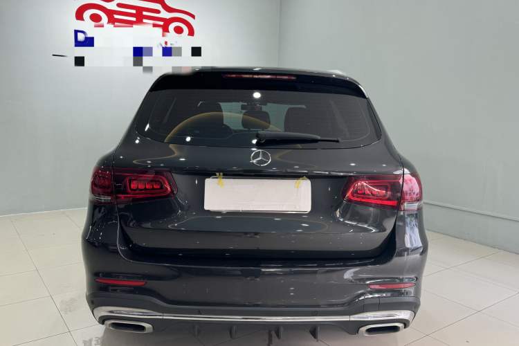 Used Mercedes-Benz GLC 2020 GLC 260 L 4MATIC Luxury Model Exterior 8