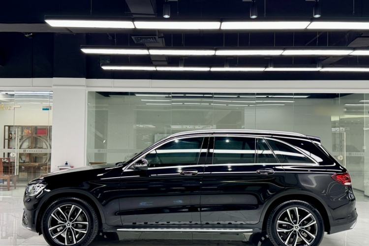Used Mercedes-Benz GLC 2020 Facelift GLC 300 L 4MATIC Dynamic Edition Exterior 8