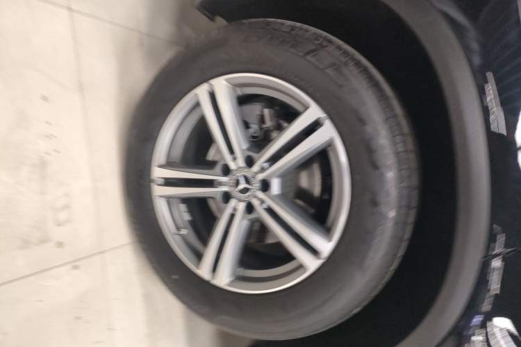 Used Mercedes-Benz GLC 2020 GLC 260 L 4MATIC Luxury Model Exterior 8