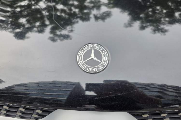 Used Mercedes-Benz GLC 2020 GLC 300 L 4MATIC Luxury Model Exterior 9