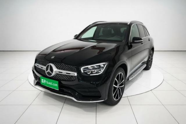 Ojetý Mercedes-Benz GLC 2020 Facelift GLC 300 L 4MATIC Dynamic Edition