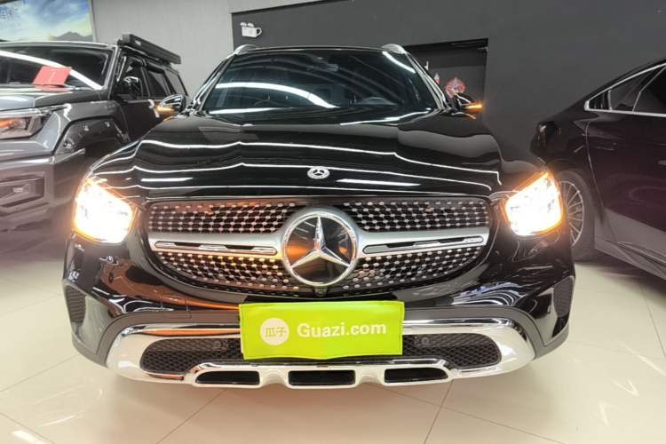 Used Mercedes-Benz GLC 2020 Facelifted GLC 260 L 4MATIC Dynamic Edition Front
