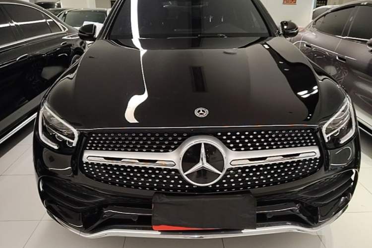 Used Mercedes-Benz GLC 2020 Facelift GLC 300 L 4MATIC Dynamic Edition Front