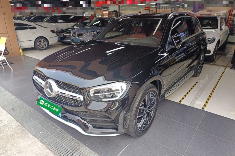 Used Mercedes-Benz GLC 2020 Facelift GLC 260 L 4MATIC Luxury Edition Front Left 45 Deg