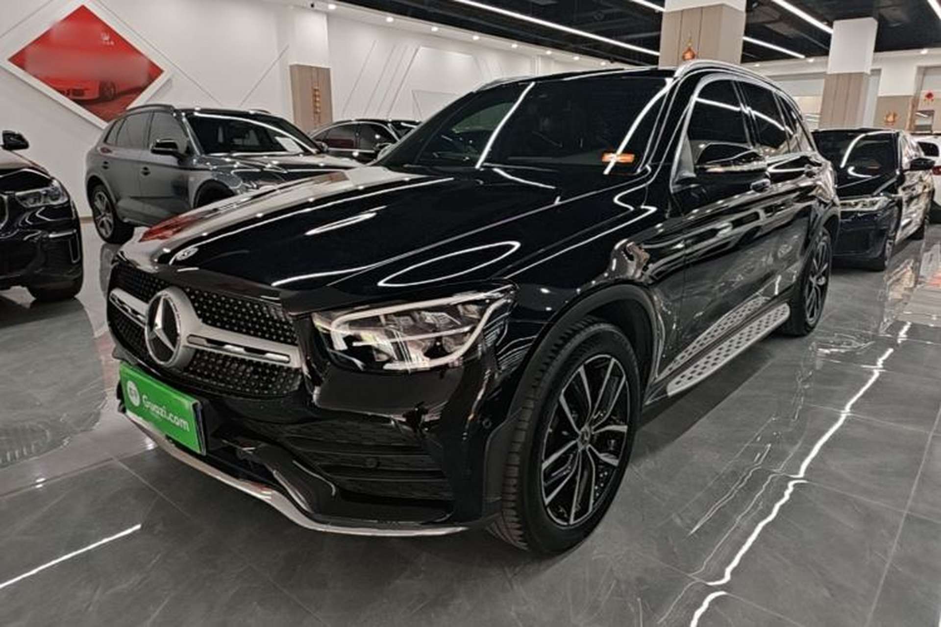Used Mercedes-Benz GLC 2020 GLC 300 L 4MATIC Dynamic Edition Front Left 45 Deg