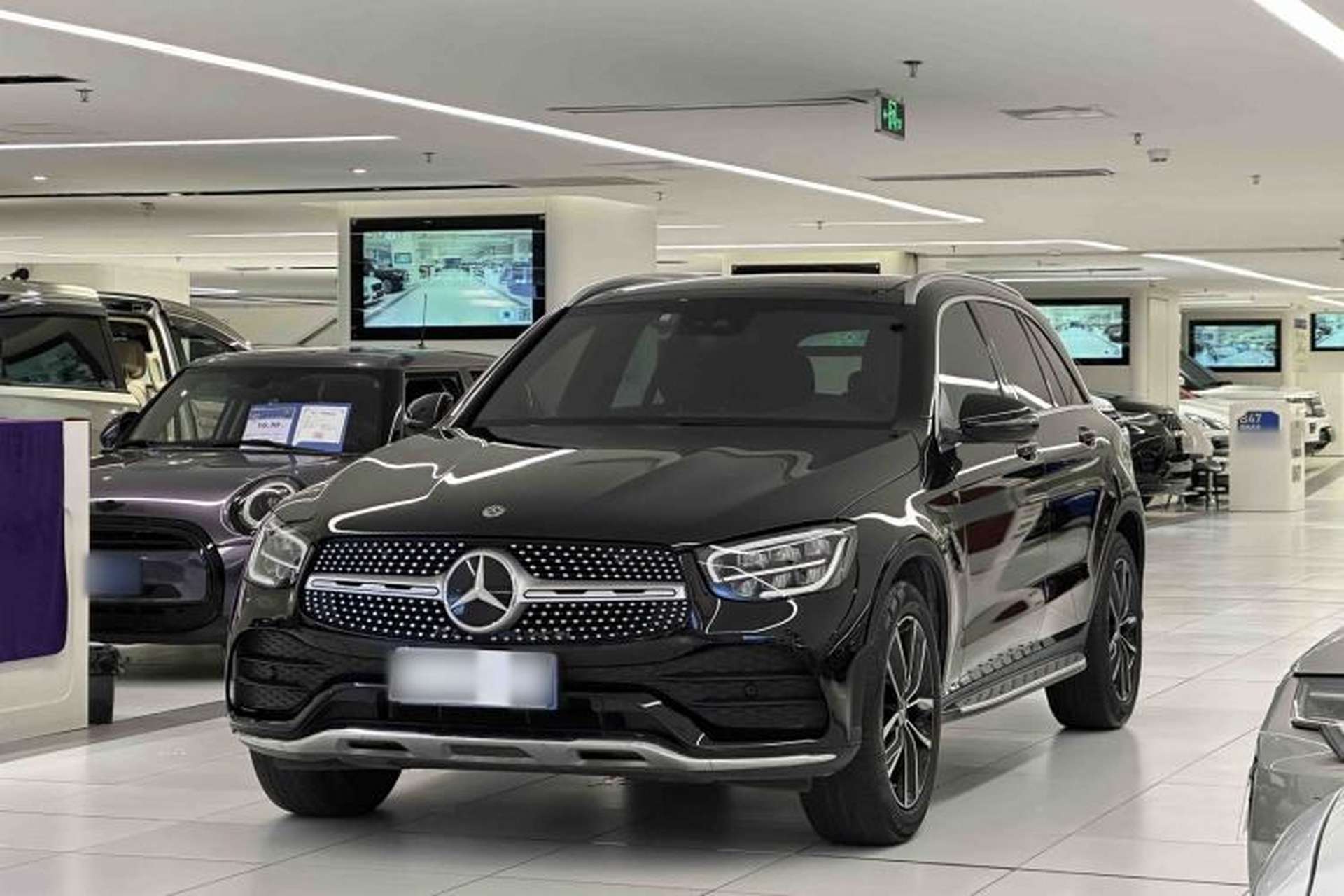 Used Mercedes-Benz GLC 2020 Facelift GLC 300 L 4MATIC Dynamic Edition Front Left 45 Deg