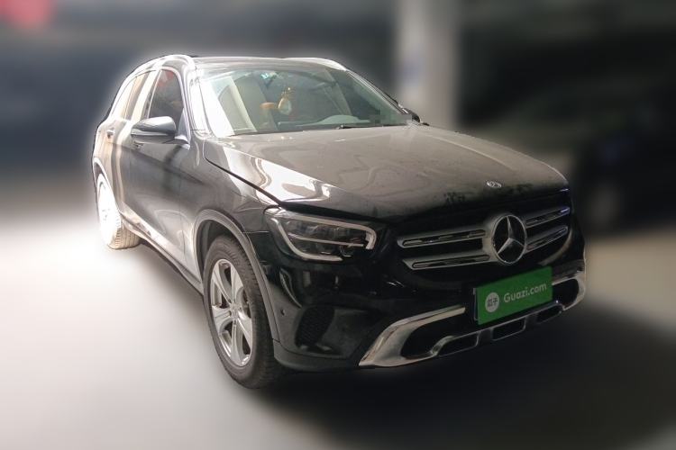 Used Mercedes-Benz GLC 2020 GLC 260 L 4MATIC Dynamic Model Front Right 45 Deg