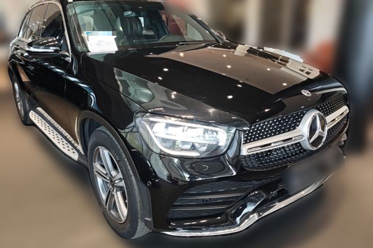 Used Mercedes-Benz GLC 2020 GLC 260 L 4MATIC Luxury Model Front Right 45 Deg