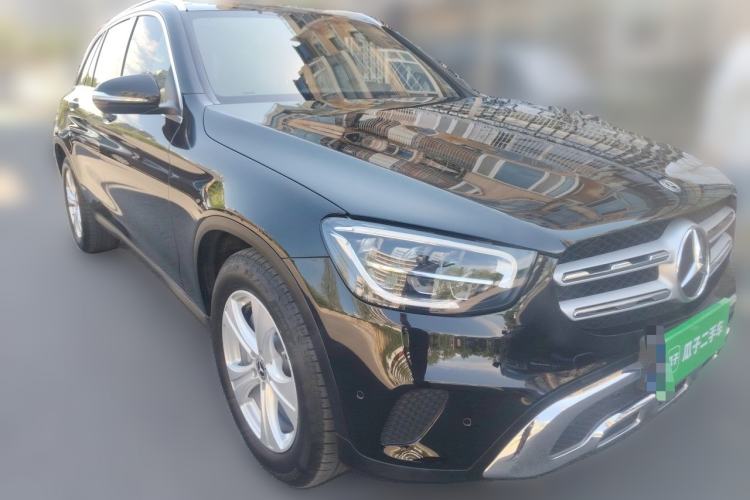 Used Mercedes-Benz GLC 2020 Facelifted GLC 260 L 4MATIC Dynamic Edition Front Right 45 Deg