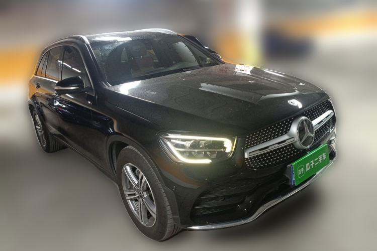 Used Mercedes-Benz GLC 2020 GLC 260 L 4MATIC Luxury Model Front Right 45 Deg