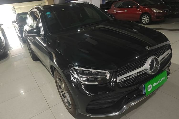Used Mercedes-Benz GLC 2020 GLC 260 L 4MATIC Luxury Model Front Right 45 Deg