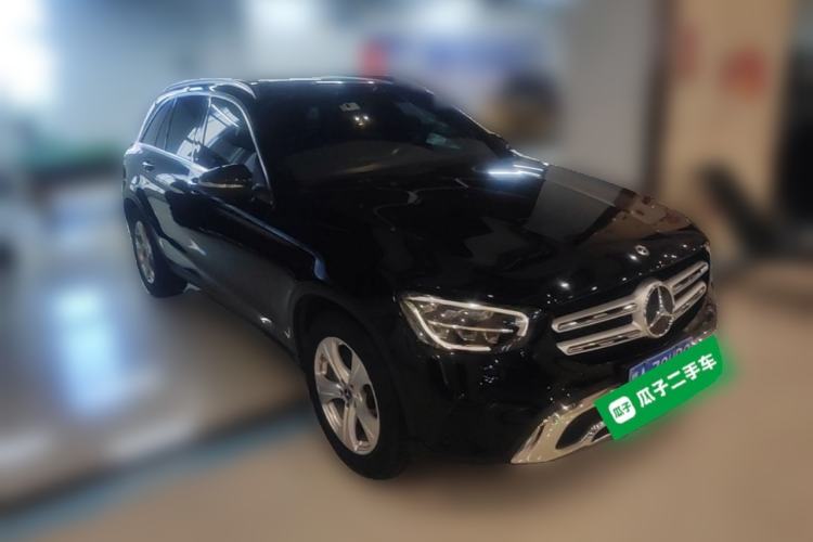 Used Mercedes-Benz GLC 2020 Facelifted GLC 260 L 4MATIC Dynamic Edition Front Right 45 Deg