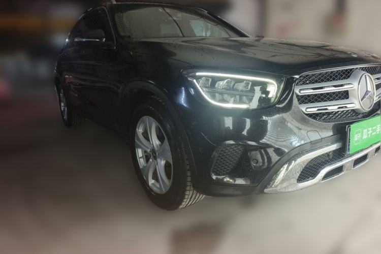 Used Mercedes-Benz GLC 2020 Facelifted GLC 260 L 4MATIC Dynamic Edition Front Right 45 Deg