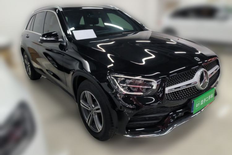 Used Mercedes-Benz GLC 2020 GLC 260 L 4MATIC Luxury Model Front Right 45 Deg