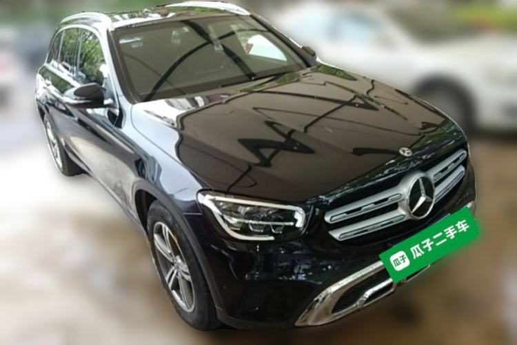 Used Mercedes-Benz GLC 2020 Facelifted GLC 260 L 4MATIC Dynamic Edition Front Right 45 Deg