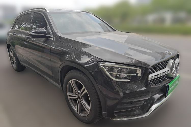 Used Mercedes-Benz GLC 2020 GLC 260 L 4MATIC Luxury Model Front Right 45 Deg