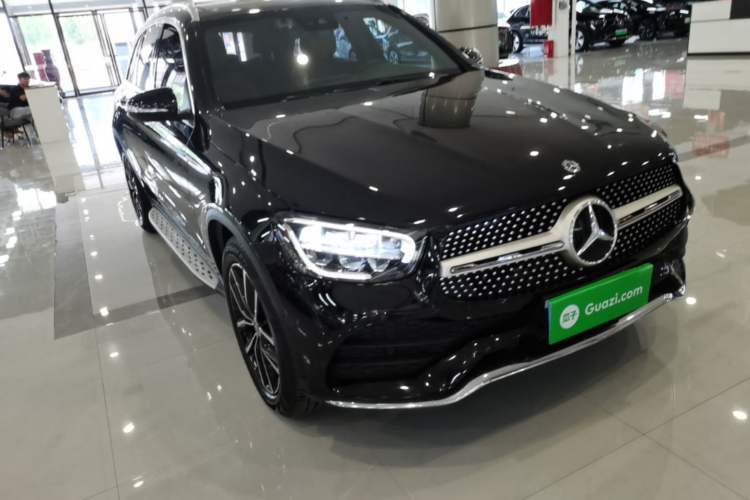 Used Mercedes-Benz GLC 2020 GLC 300 L 4MATIC Dynamic Edition Front Right 45 Deg