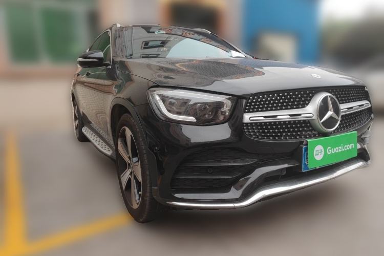 Used Mercedes-Benz GLC 2020 GLC 300 L 4MATIC Luxury Model Front Right 45 Deg