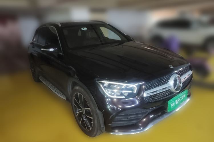 Used Mercedes-Benz GLC 2020 Facelift GLC 300 L 4MATIC Dynamic Edition Front Right 45 Deg