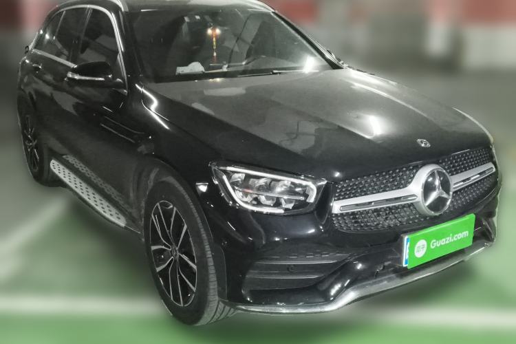 Used Mercedes-Benz GLC 2020 Facelift GLC 260 L 4MATIC Luxury Edition Front Right 45 Deg